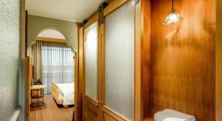 The House Tour Downtown - 1