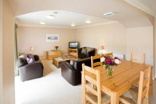 Simmental Cottage Daviot - 6