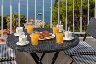 Beachfront Sea View Apartment Apolonia - 7