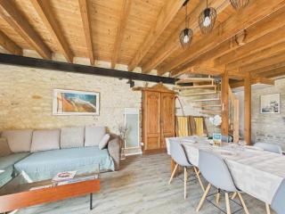 Maison en pierre pour 4 adultes,2 enfants avec jardin - 2