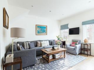 Barons Court 3 bed, 50 meters from Queens Tennis Club - 6