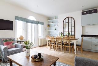 Barons Court 3 bed, 50 meters from Queens Tennis Club - 5