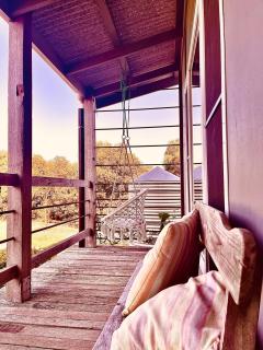 Romantic eco friendly cottage by the sea - 3