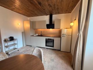 Studio 3 personnes maximum avec 1 grand lit et un couchage 1 place entièrement rénové dans un joli village au cour de la nature - 2
