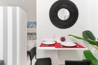 Central Studio, 3 min to Calle Larios, Ideal for Exploring Málaga - 9