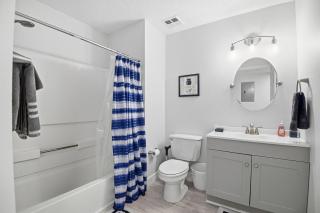 Modern Pool Latte Bar Walk to Beach - 2