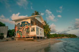 Beach Studio Level - WaveSide Ocean Bliss - 1