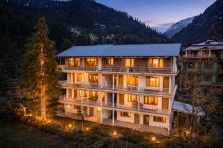 Beholden Stay & Cafe - Mountain View Boutique Stay in Old Manali - 0