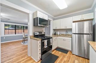 Cozy, Spacious,and Family, Friendly 3BR Home - 1