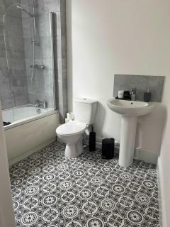 Charming 1-Bedroom Apartment in Weston-super-Mare - 2