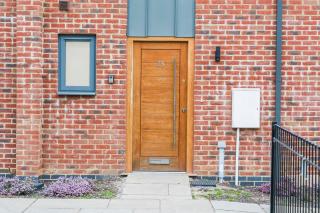 #125 Cozy Retreat house -Near Leicester Cathedral- Sleeps 8 - Perfect for contractors and Families - 6