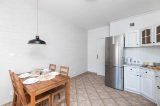 Spacious apartment at Polnej Róży near the Kabaty Metro station - 2