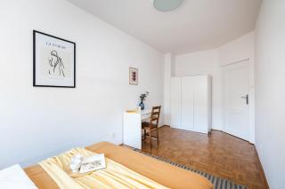 Spacious apartment at Polnej Róży near the Kabaty Metro station - 1