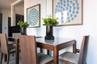 The Luxe One-Bed Escape - CHRL F17 - 9