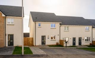 Heather Way 4 Bedroom House - Mayfield, Dalkeith - 0