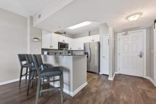 11th Floor Condo with Resort Amenities - 3