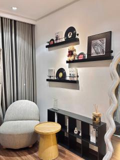 Apartment on 20th & 31st floor, Bai Chay Bridge & Ha Long Bay view - 1