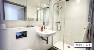 Stylish 1-Bed Flat with City Views - 1