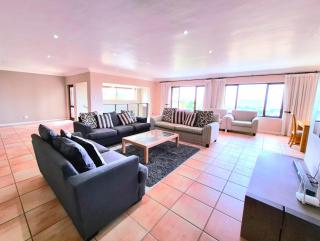 Plettenberg Bay Holiday Home - 3