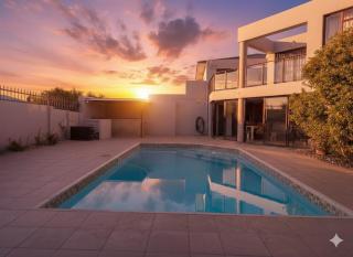 Plettenberg Bay Holiday Home - 0