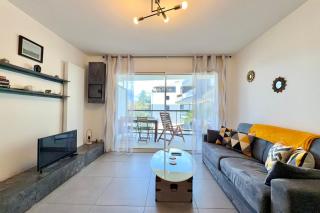 Charming 2 room apartment 300m walk from Lac du Bourget! - 0