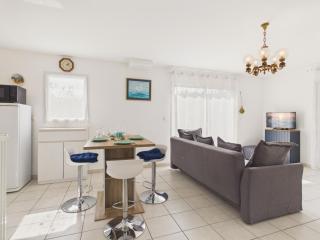 Jolie maison pour 4 avec jardin - 9