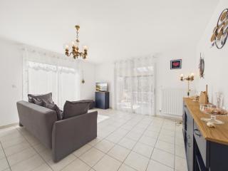 Jolie maison pour 4 avec jardin - 2
