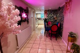 1 Bed Flat - Sleeps 5 - Pet friendly - Parking - 2