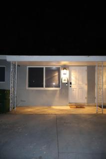 Cozy Coastal Escape-Minutes to Beach & Highway - 4