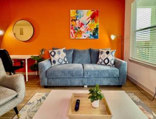 Lux King Bed Pool Gym Near Stadium TownCenter Mayo - 8