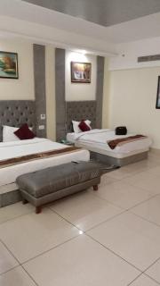 Debenture Hotel Karnal - 1