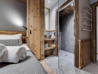 Appartement Familial Confort à Val-d'Isère, Proche Pistes, 10 Pers., Cheminée, Services Inclus - FR-1-567-106 - 1