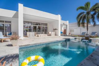 Ruby Villa with Rooftop by Signature Stays Aruba - 0