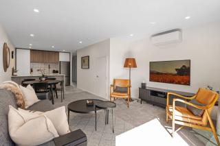 Light Filled Retreat Garage Plenty of Outdoor Living - 8