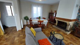 Gîte 6 pers avec jardin clos et cheminée à Ytrac, proche Aurillac - 9