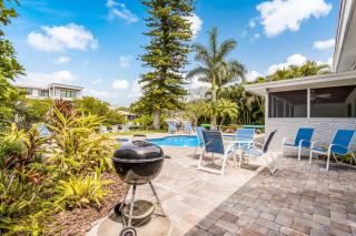 Canal Place: Boat Dock, Pool & Spa, On Canal by Anna Maria Life Vacation Rentals - 5