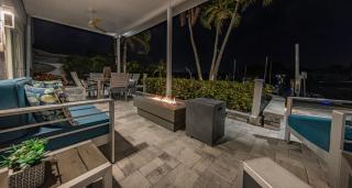 Villa Azule-Waterfront-Dock-Free Amenities-Bikes-Fishing and Beach Gear - 7