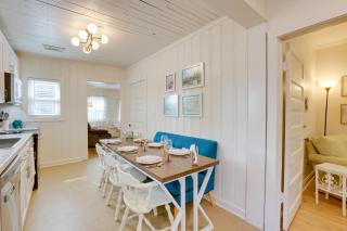 1 Mile to UA Campus Walkable Midtown Getaway - 1