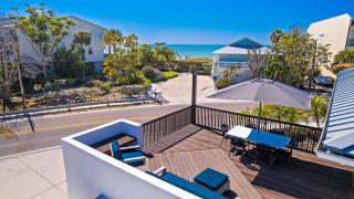 Barefoot Energy - Across the street from Gulf! Rooftop Deck Pool & Spa by Anna Maria Life - 7