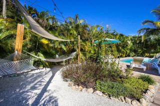 Da Beach House - 2 Blocks to Beach, Pool & Spa by Anna Maria Life Vacation Rentals - 4