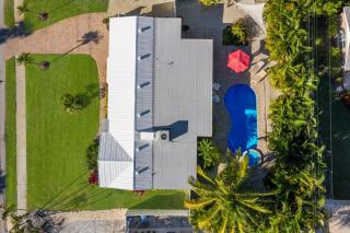 Da Beach House - 2 Blocks to Beach, Pool & Spa by Anna Maria Life Vacation Rentals - 2