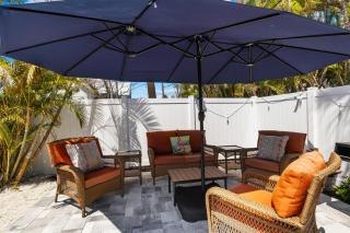 Fancy That by Anna Maria Life Vacation Rentals - 7