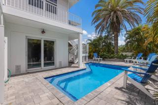 Hav'Anna Hideaway by Anna Maria Life Vacation Rentals - 3