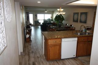 12th Floor Penthouse Beachfront, Large Balcony, Amazing Views, 3 Pools, Tennis - 8