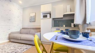 Quattrocchi's home T - 2