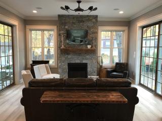 Villa 2 -Luxury 5 BDRM 5 Bath on Lake Winni Meredith Bay - 5