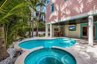 Lazy Loggerhead - Gulf Front! On the Beach! by Anna Maria Life Vacation Rentals - Holmes Beach - 8