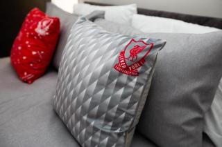 The Anfield Inn next to Anfield Stadium Sleeps 8 all rooms with en-suite - 3