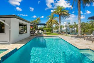 Nirvana - Pool & Hot Tub, Dock, On Canal with Gorgeous Water Views by Anna Maria Life Vacation Rentals - 2