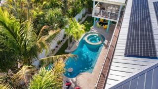 Octopus Cottage bay Anna Maria Life Vacation Rentals - 5
